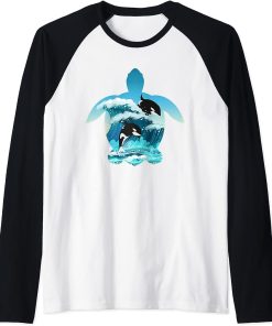 Killer Whales in waves with a turtle, Ocean life, Orcas Raglan Baseball Tee